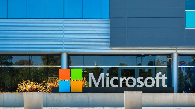 Microsoft прекъсна услуги за Израел заради масово наблюдение на цивилни в Газа